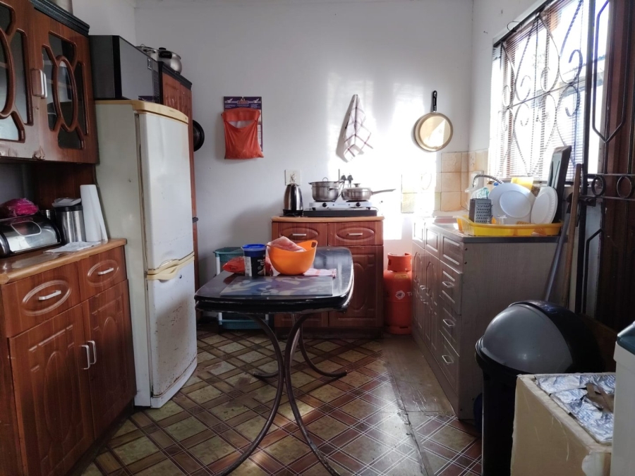 3 Bedroom Property for Sale in Park Village Western Cape